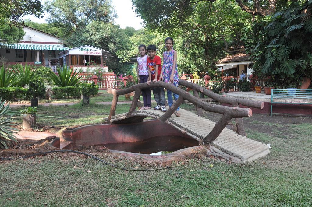 Grand Resort Mahābaleshwar Esterno foto